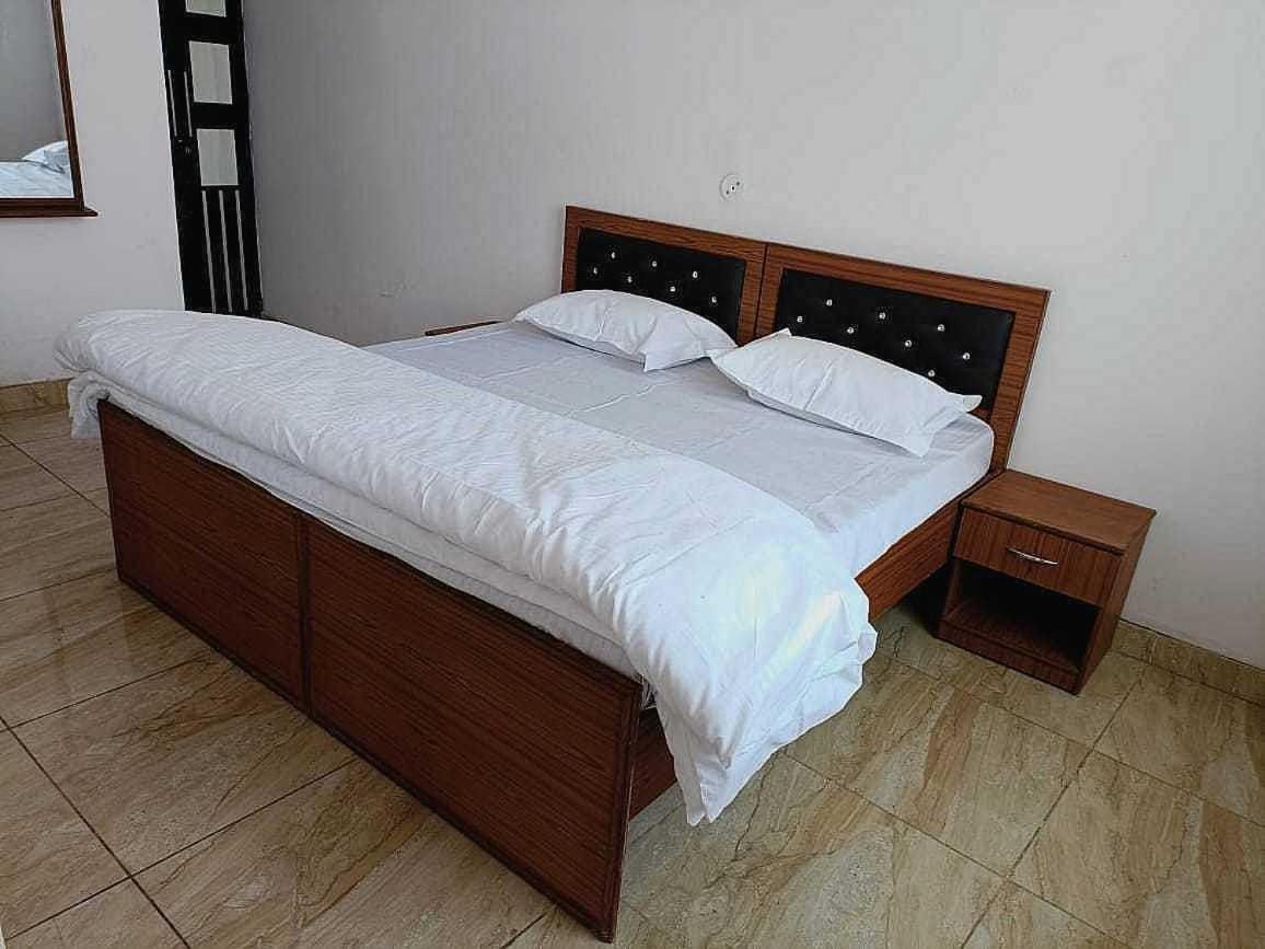 Pop New Hotel Hometown Dadri Exterior foto